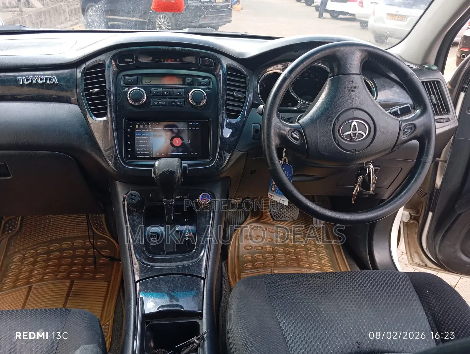 Toyota Kluger 2006 White