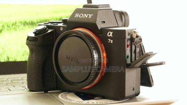 Sony Alpha A7ii Mirrorless Body - thumbnail 2