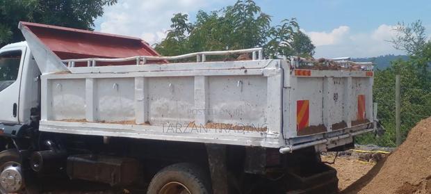 Mitsubishi Fh Tipper Intact Kar - thumbnail 2