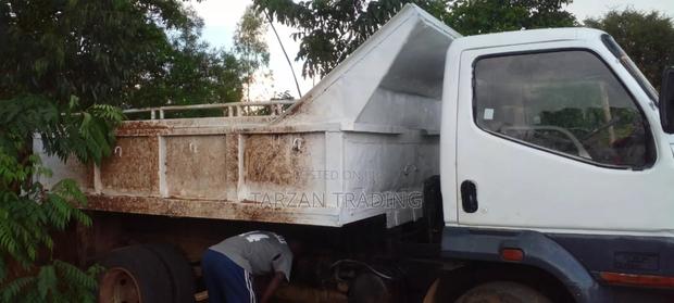 Mitsubishi Fh Tipper Intact Kar - thumbnail 5