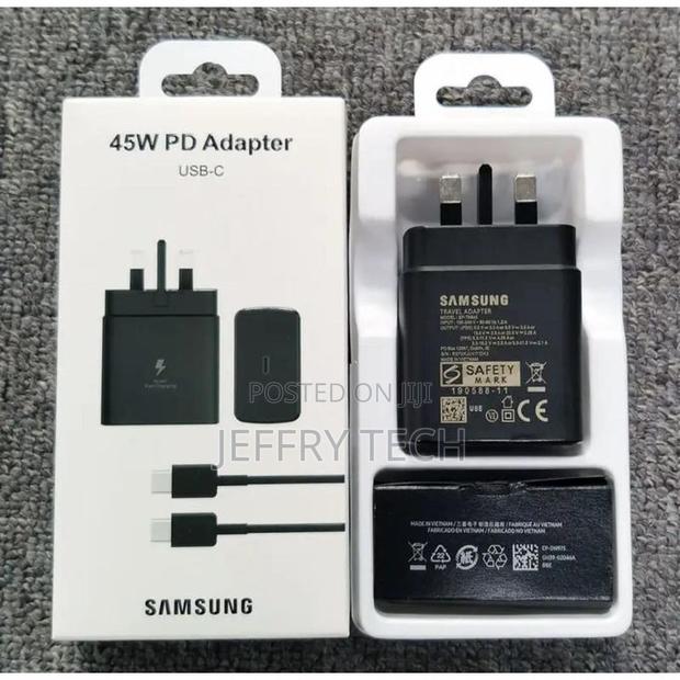 Samsung 45 Watts Super Fast Type C to C Charger for Galaxy S20,S20 Plu