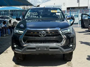 Toyota Hilux 2.4 Diesel 2020 Black