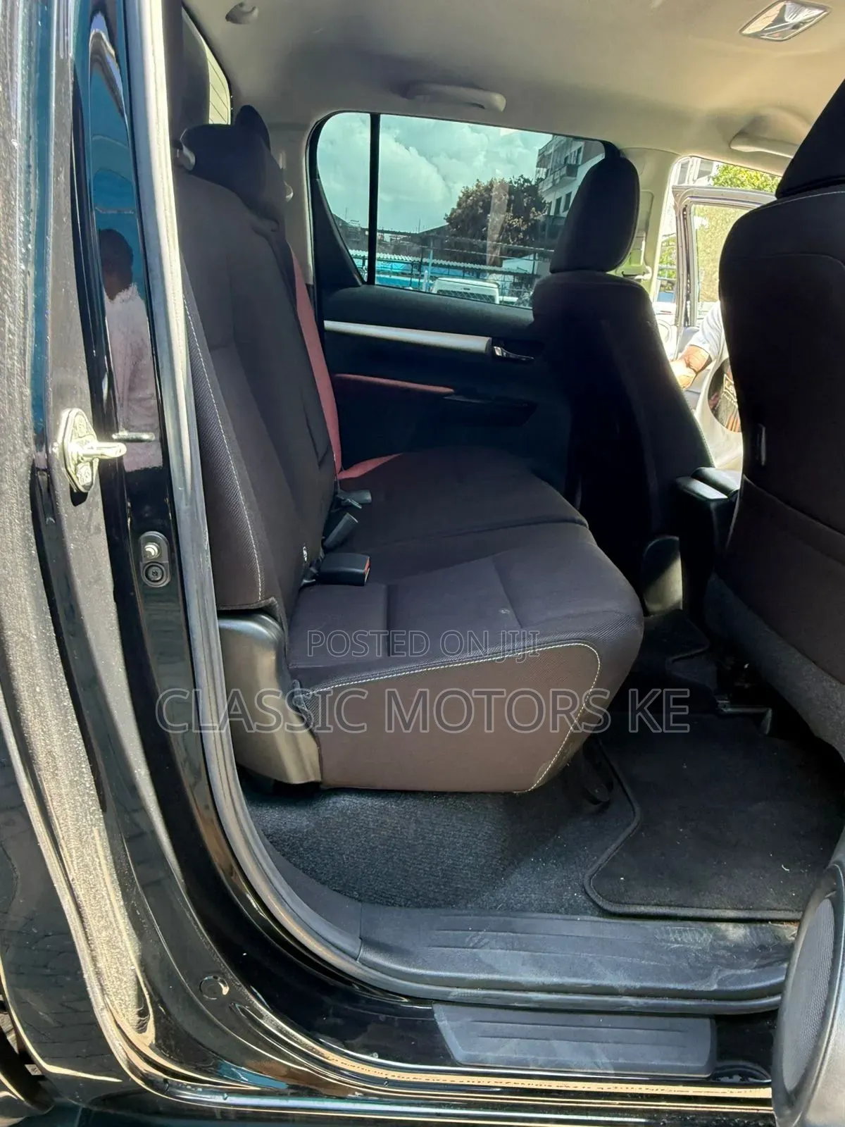 Toyota Hilux 2.4 Diesel 2020 Black