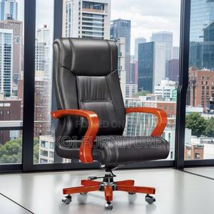 Office Chair : Executive High-Back Office Chair - main view