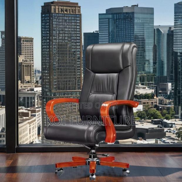 Office Chair : Executive High-Back Office Chair - thumbnail 2