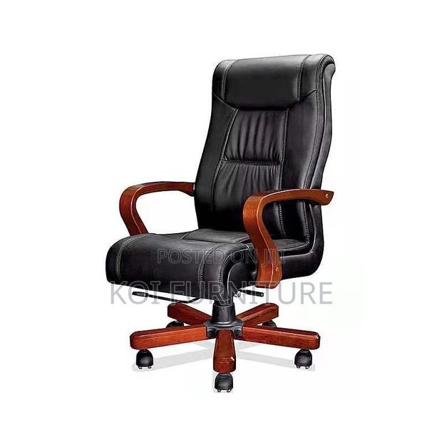 Office Chair : Executive High-Back Office Chair - thumbnail 3