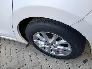 Mazda Axela 2018 White