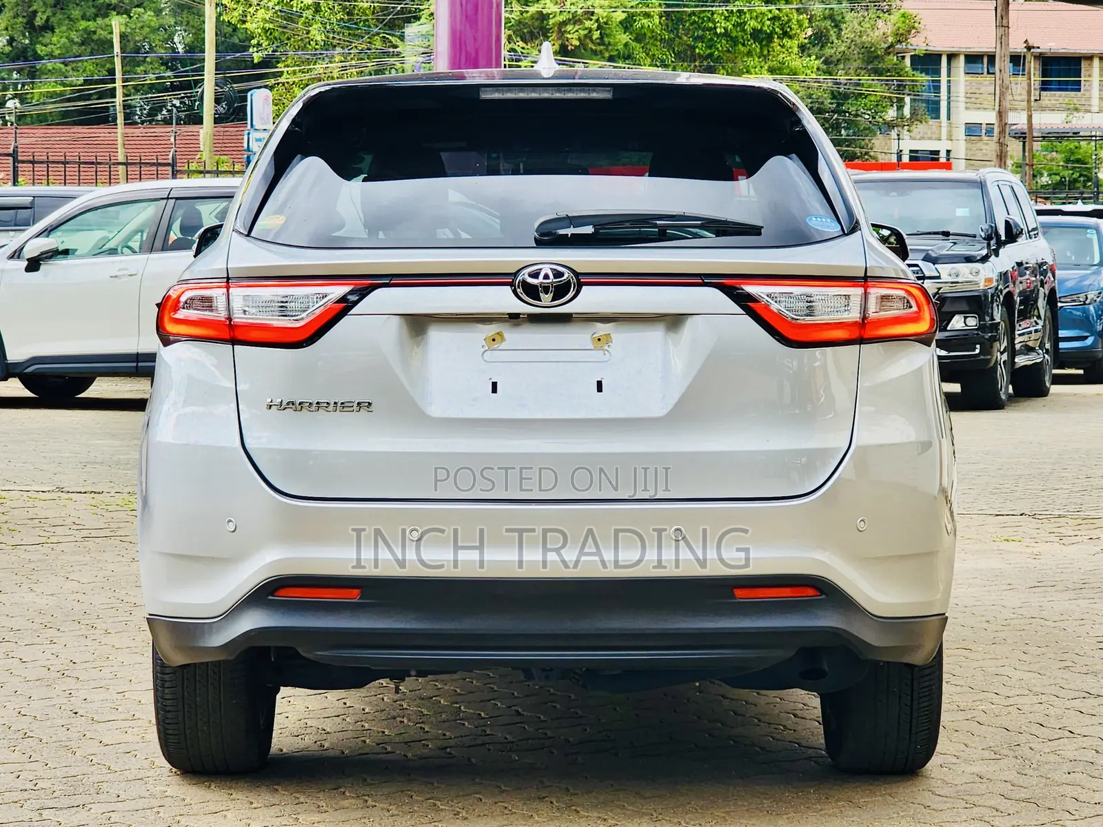 Toyota Harrier 2.0 2019 Silver