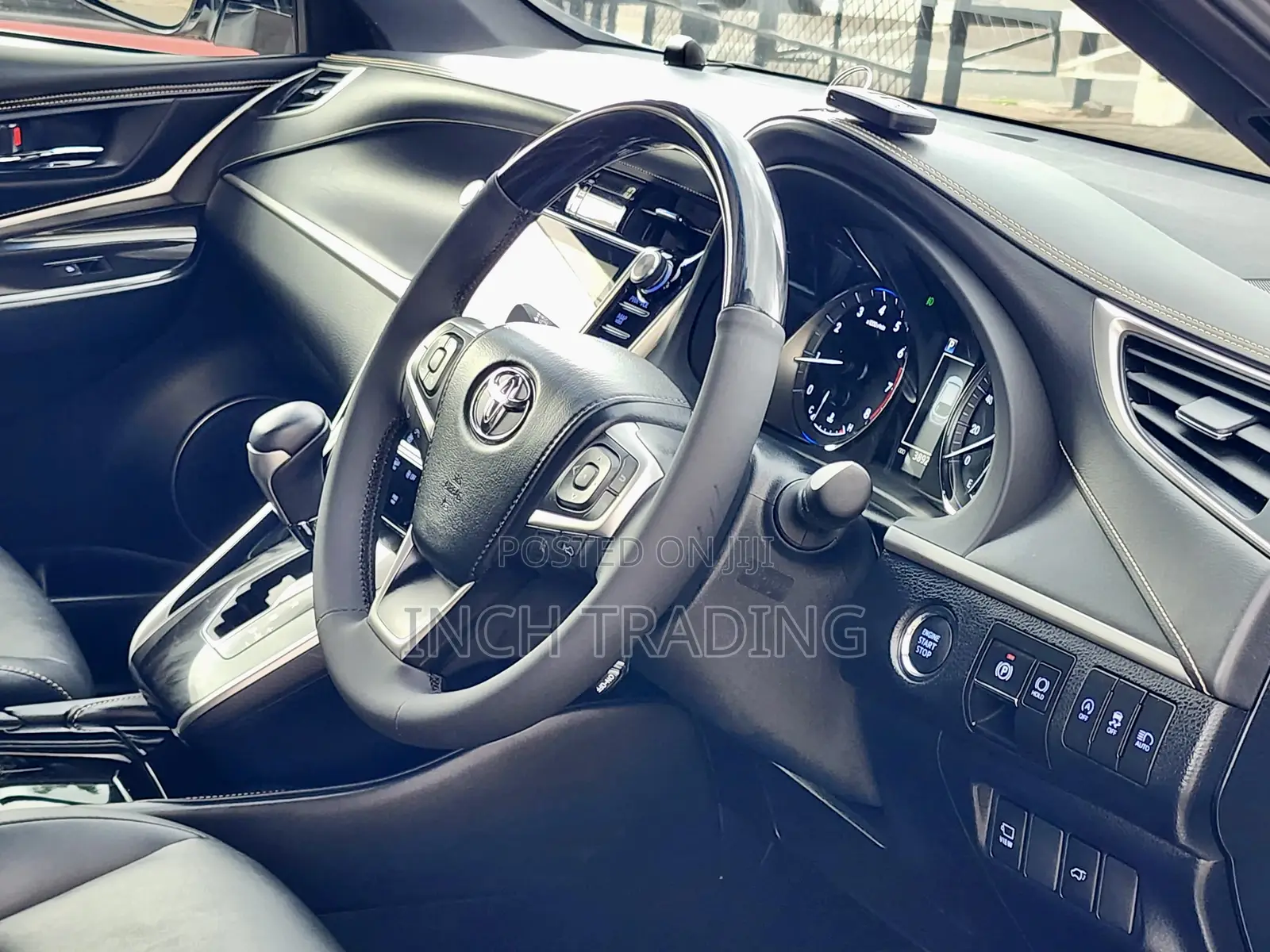 Toyota Harrier 2.0 2019 Silver
