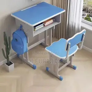 Kids Furniture : Adjustable Kids Desk and Chair Set