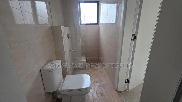 4bdrm Duplex in Spring Valley for rent - thumbnail 5