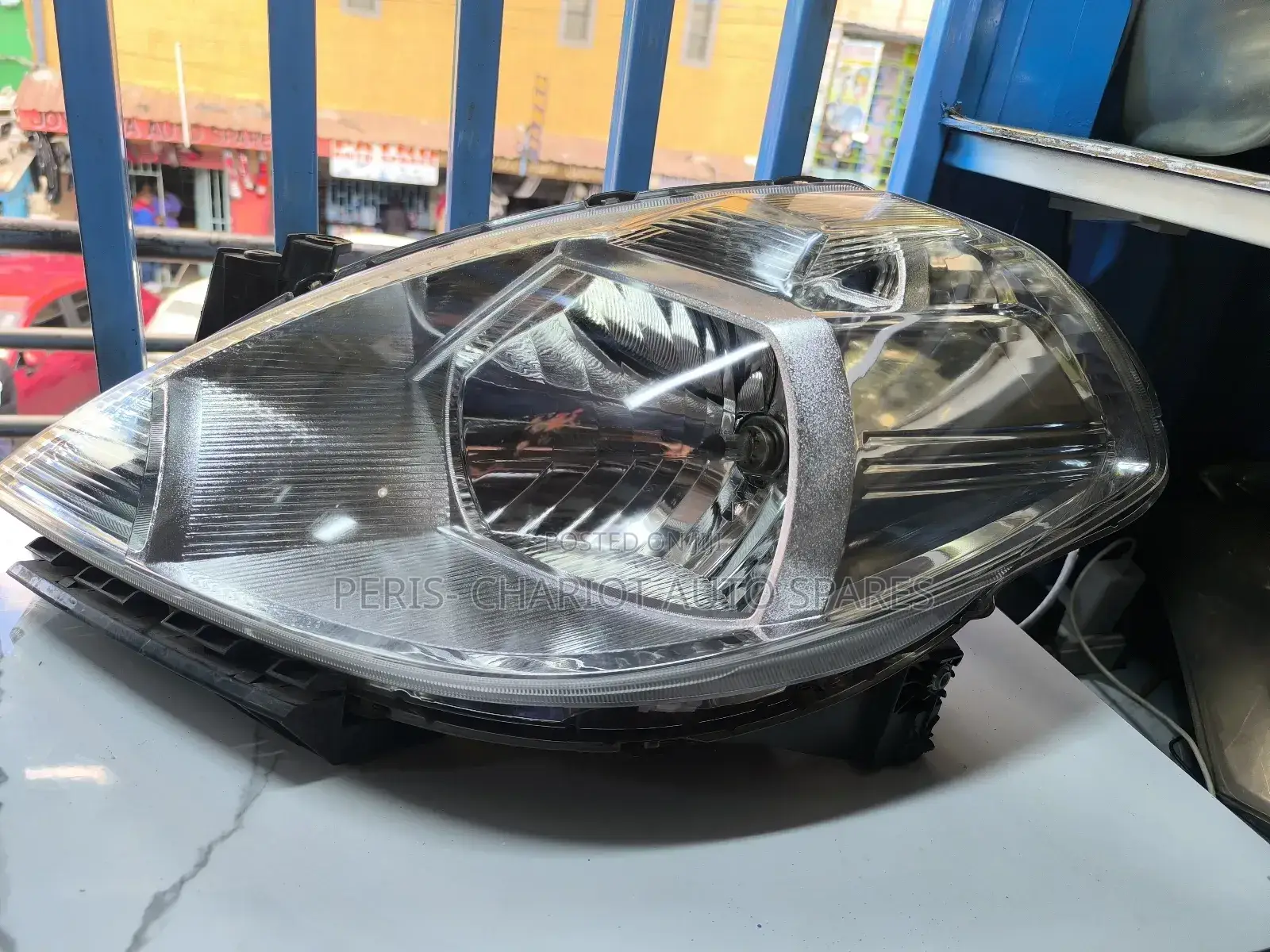 Nissan Tiida 2005 Non Xenon Headlights