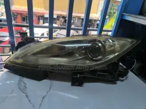 Mazda Atenza 2008 Xenon Headlights