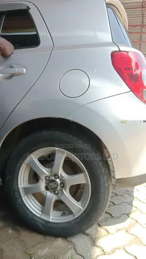 Toyota IST 2012 Silver