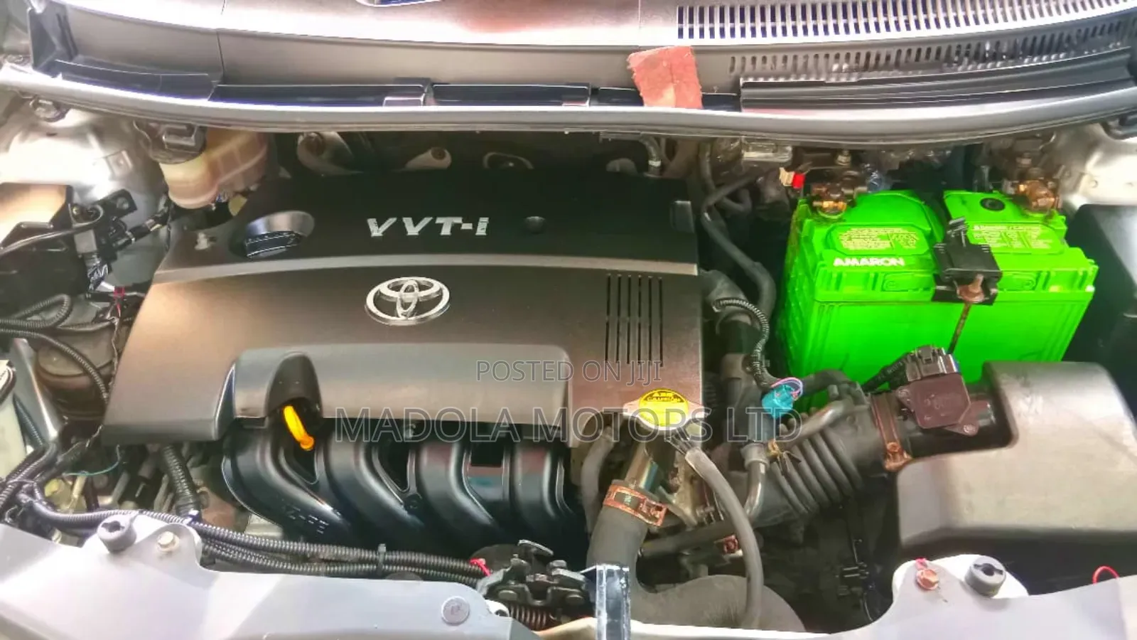 Toyota IST 2012 Silver
