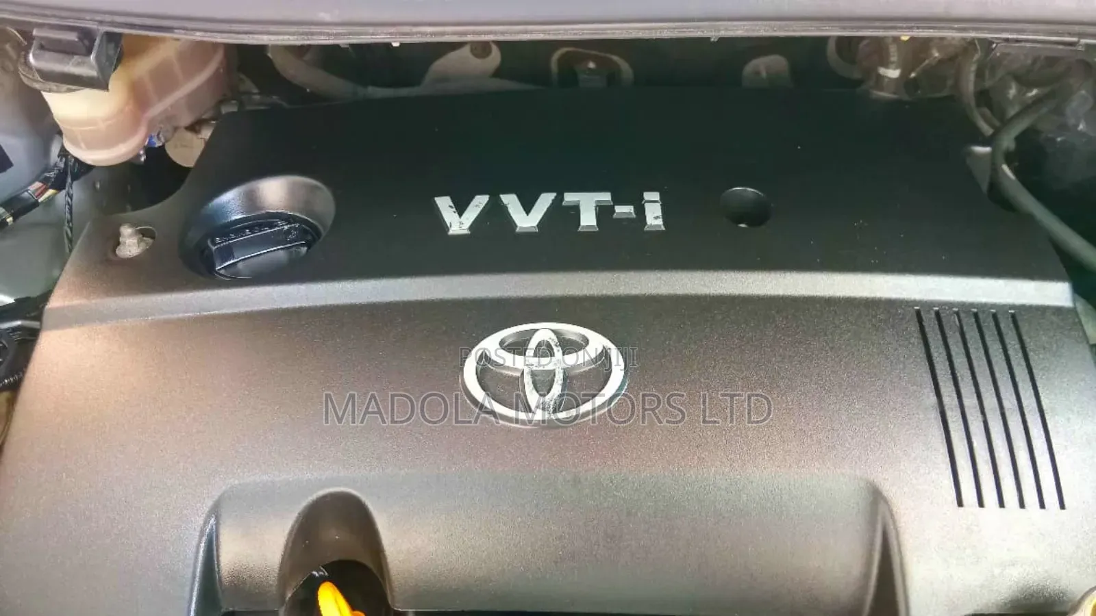 Toyota IST 2012 Silver