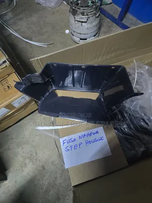 Mitsubishi Fuso Mahewa Side Step Housing