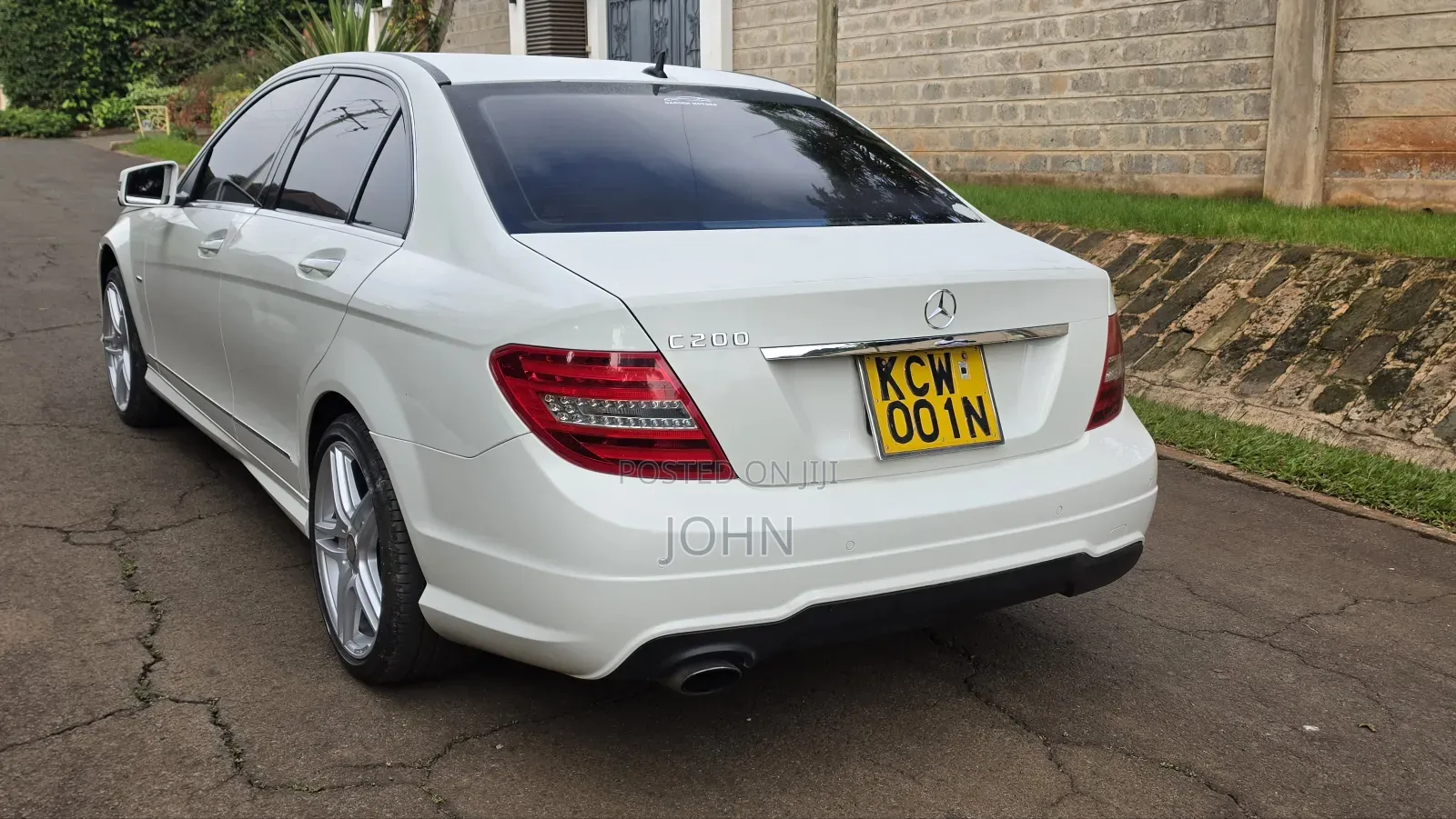 Mercedes-Benz C200 2012 White