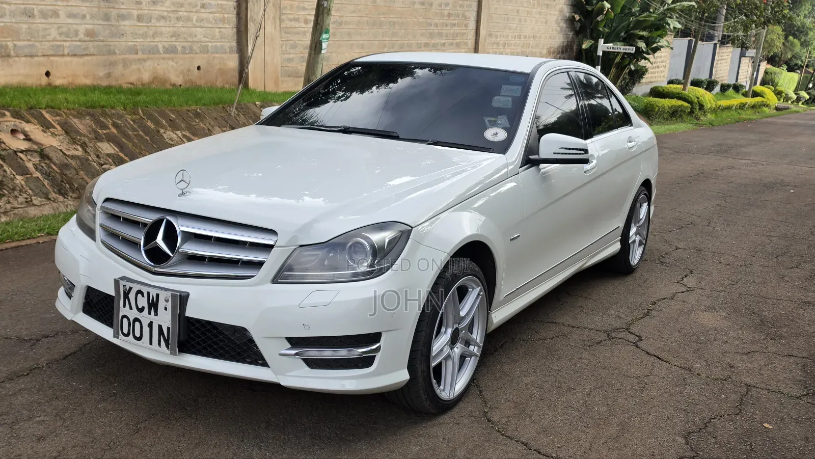 Mercedes-Benz C200 2012 White