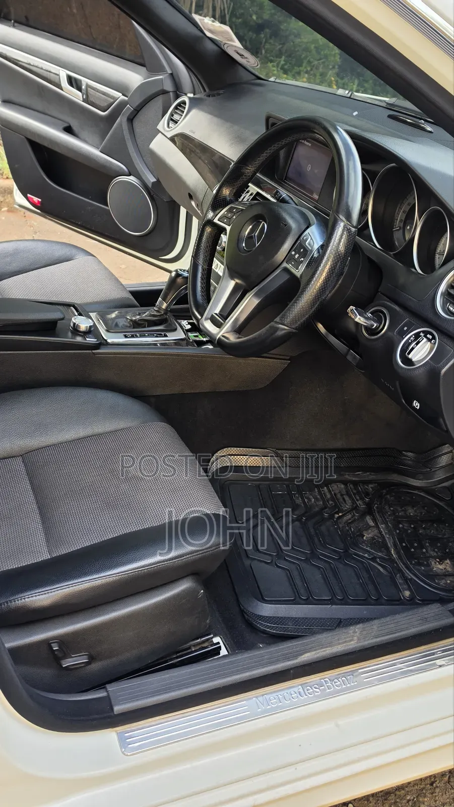Mercedes-Benz C200 2012 White