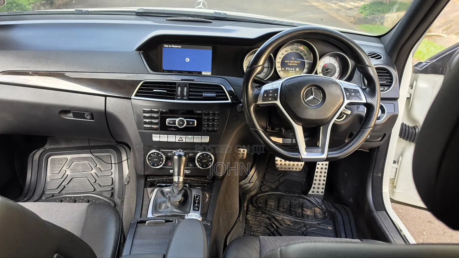 Mercedes-Benz C200 2012 White
