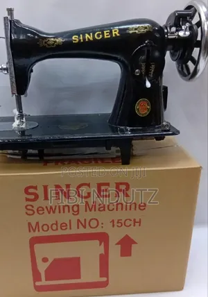 Original Singer Sewing Machine/Singer Sewing Machine