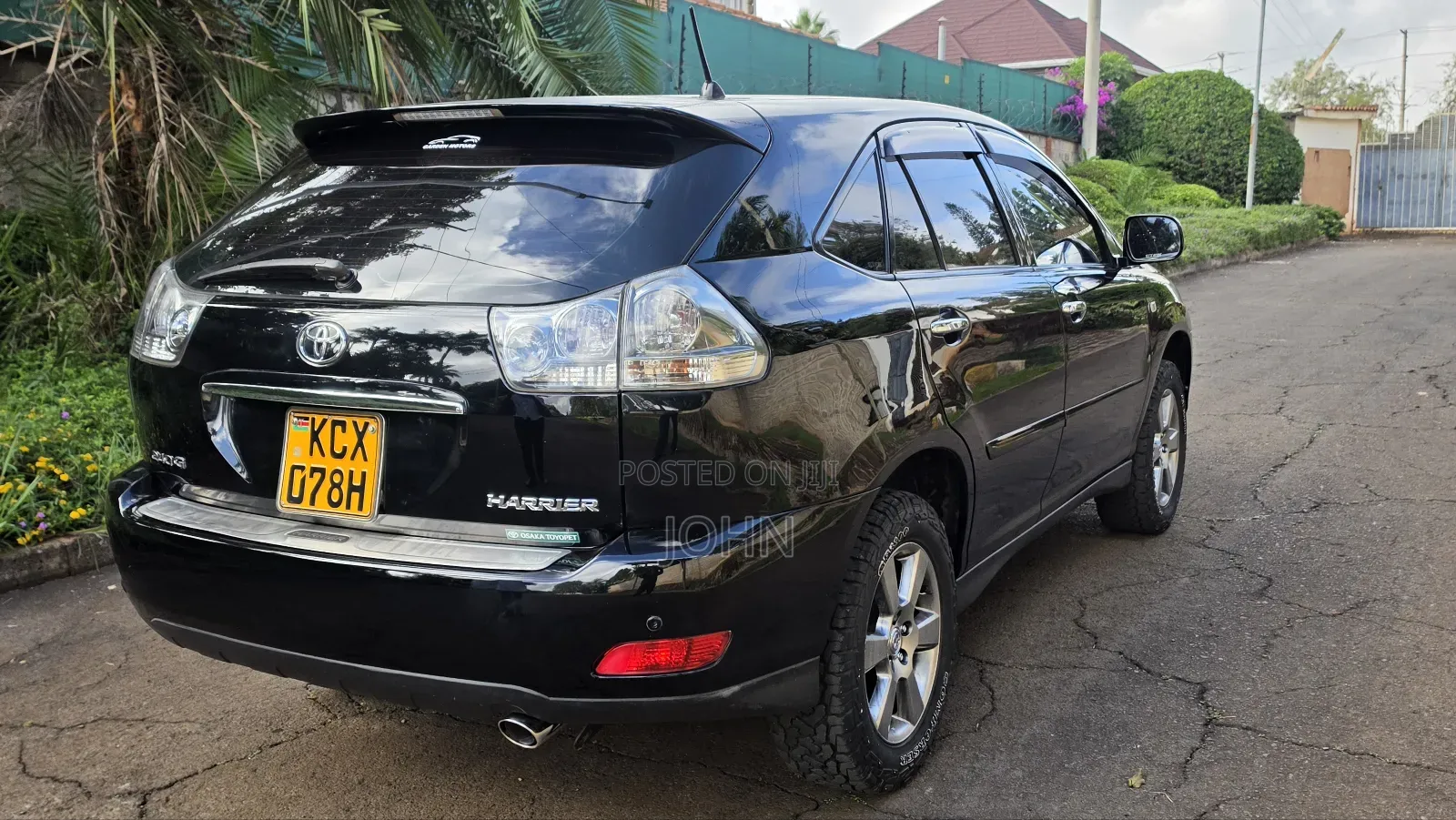 Toyota Harrier 2.4 2012 Black