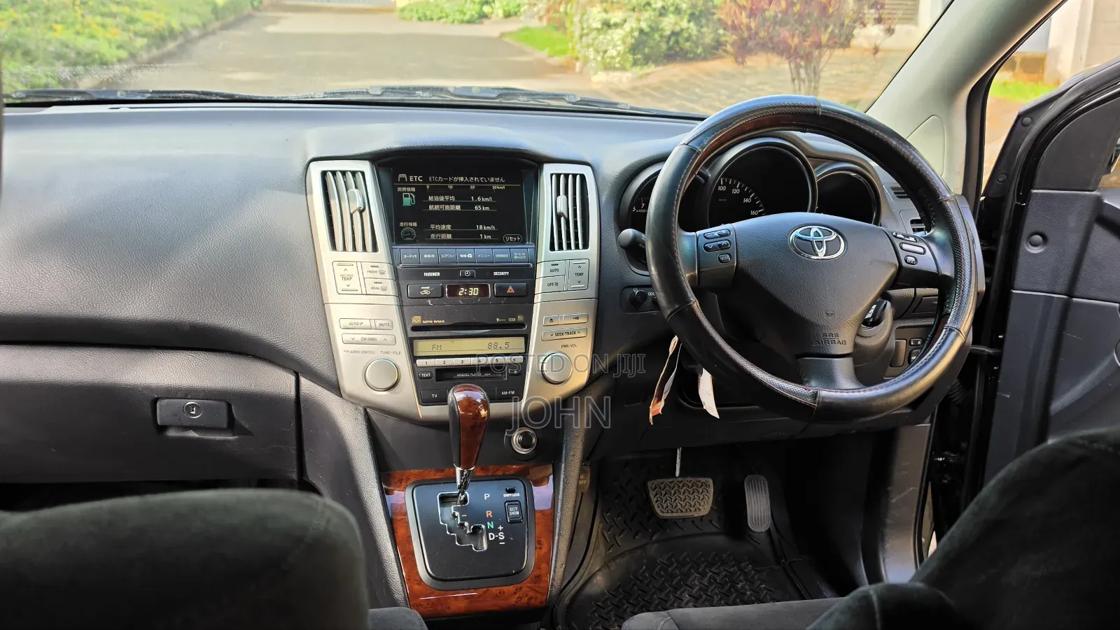 Toyota Harrier 2.4 2012 Black