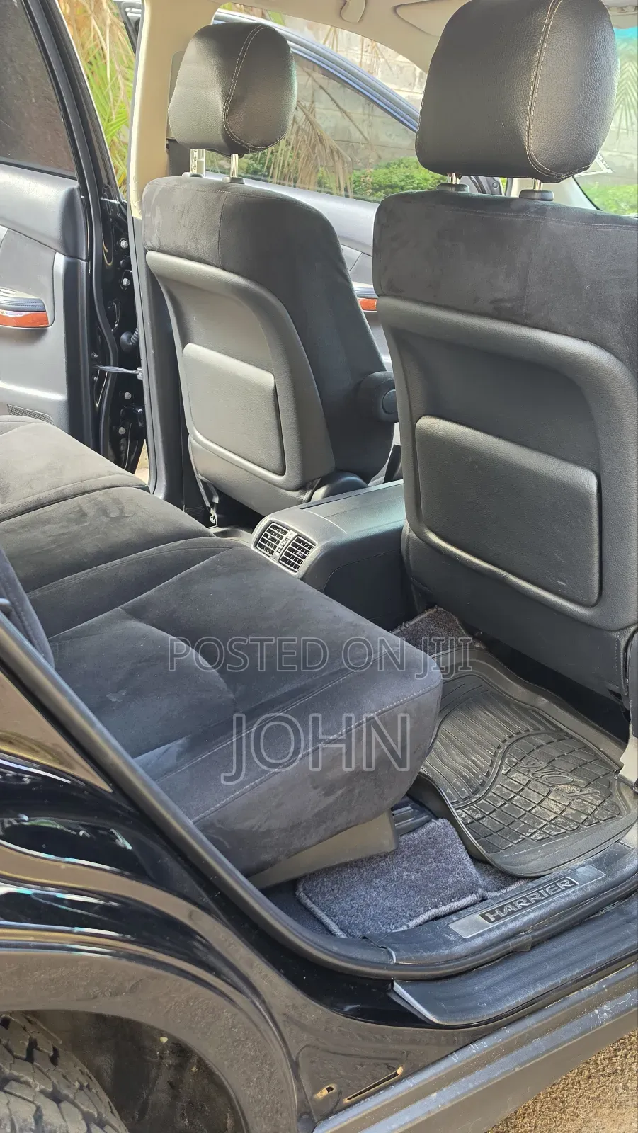 Toyota Harrier 2.4 2012 Black