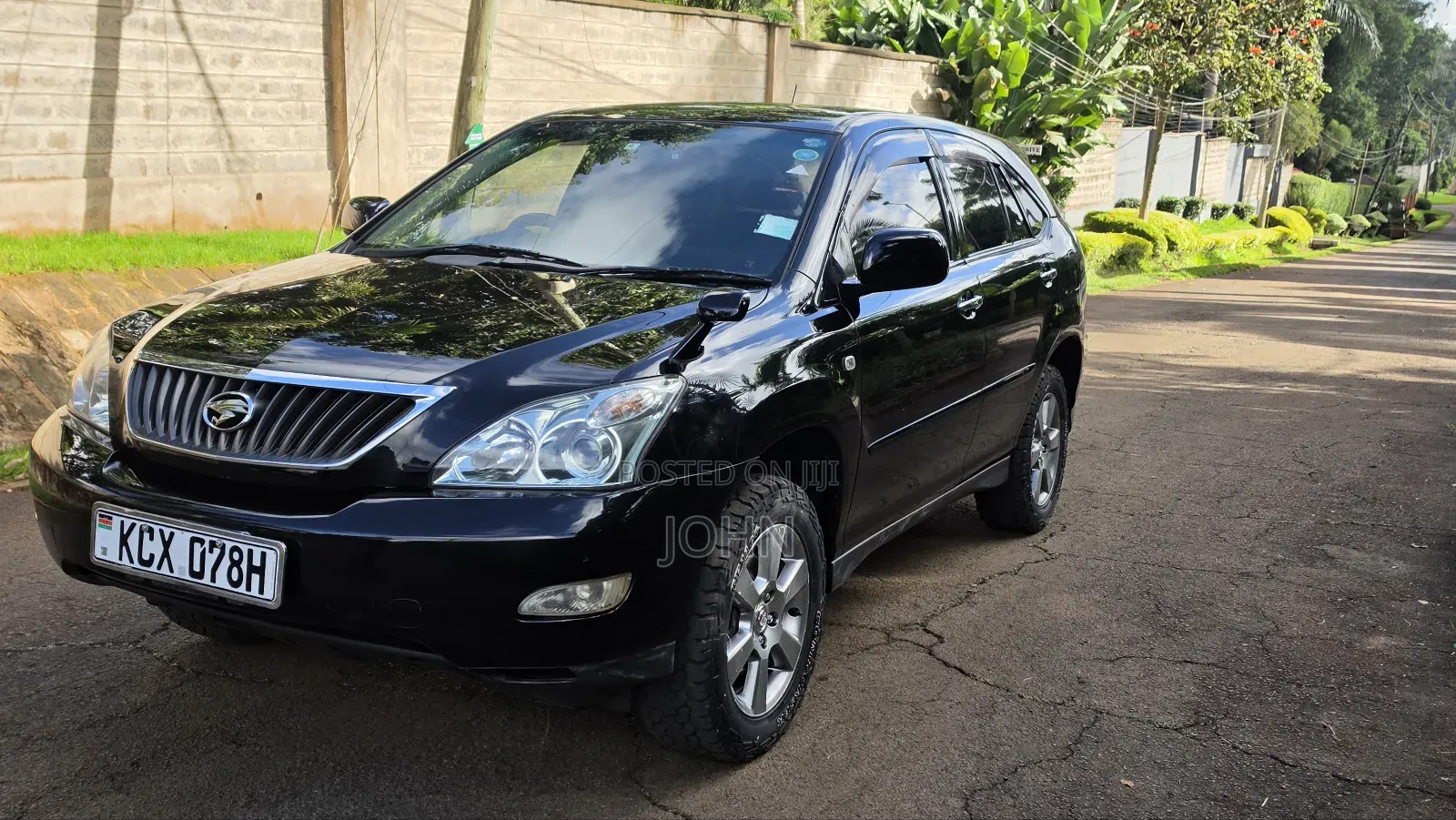 Toyota Harrier 2.4 2012 Black