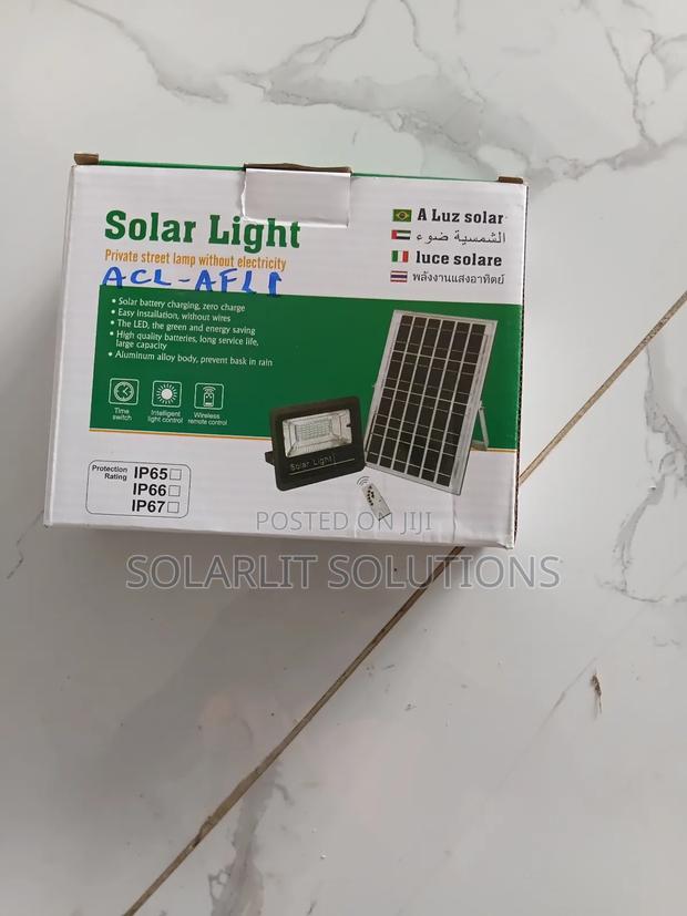 150w Solar Floodlight - thumbnail 2