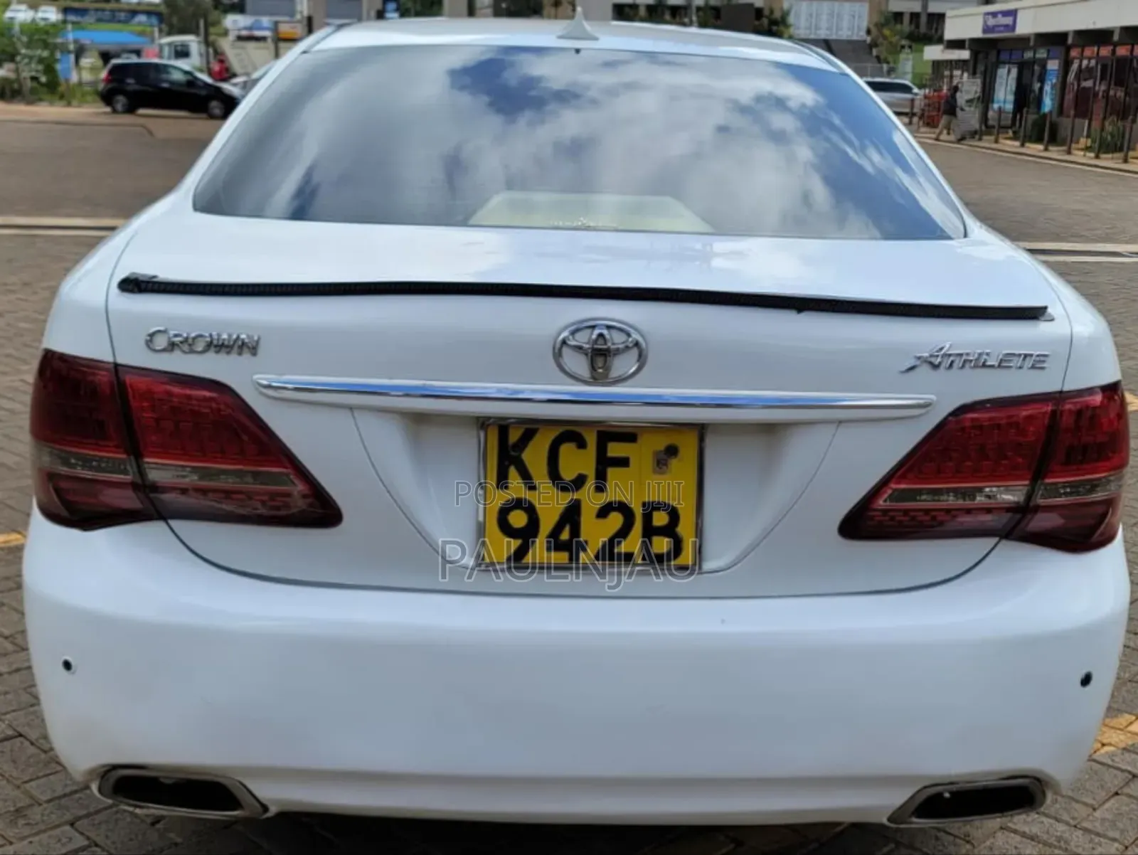 Toyota Crown 2009 White