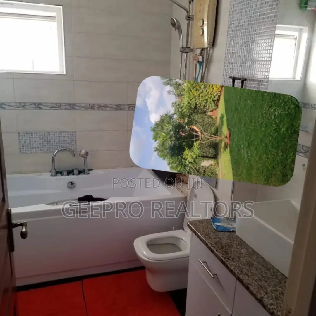 4bdrm Maisonette in Phenom Estate for sale