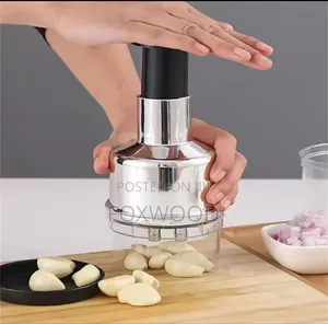 Multifunctional Manual Food Chopper.