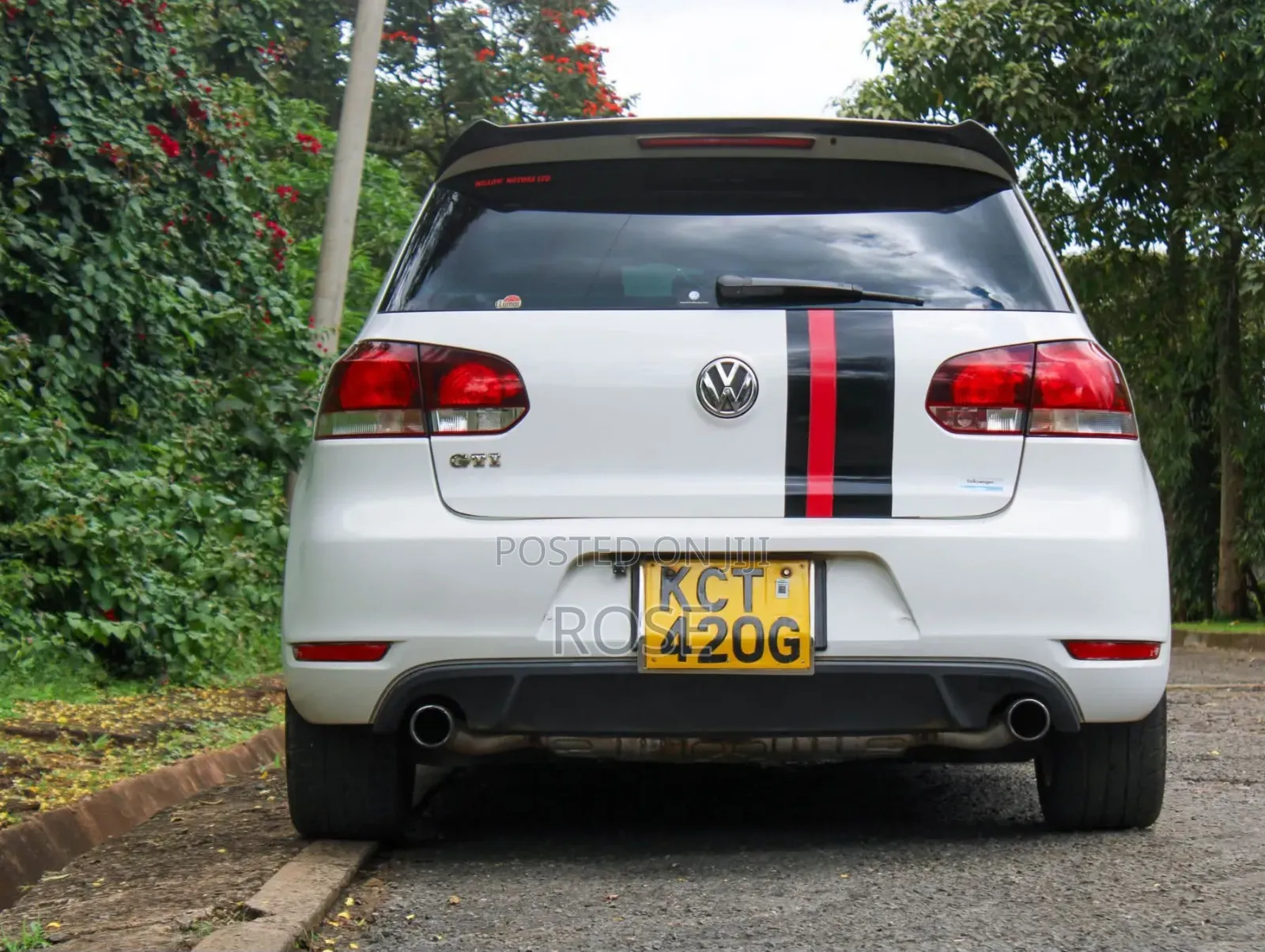 Volkswagen Golf 2011 White