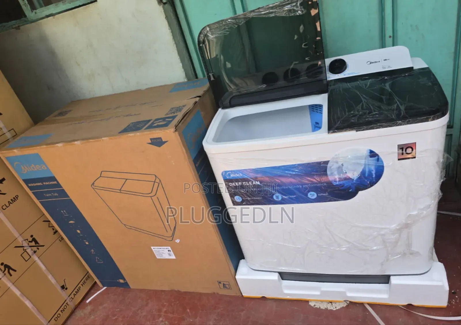 Midea 10kg Twin Tub Washing Machine.