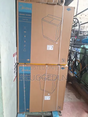 Midea 10kg Twin Tub Washing Machine.