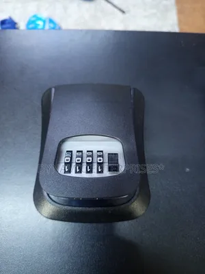 Weatherproof Wall-mounted 4-digit Combination Key Safe Box