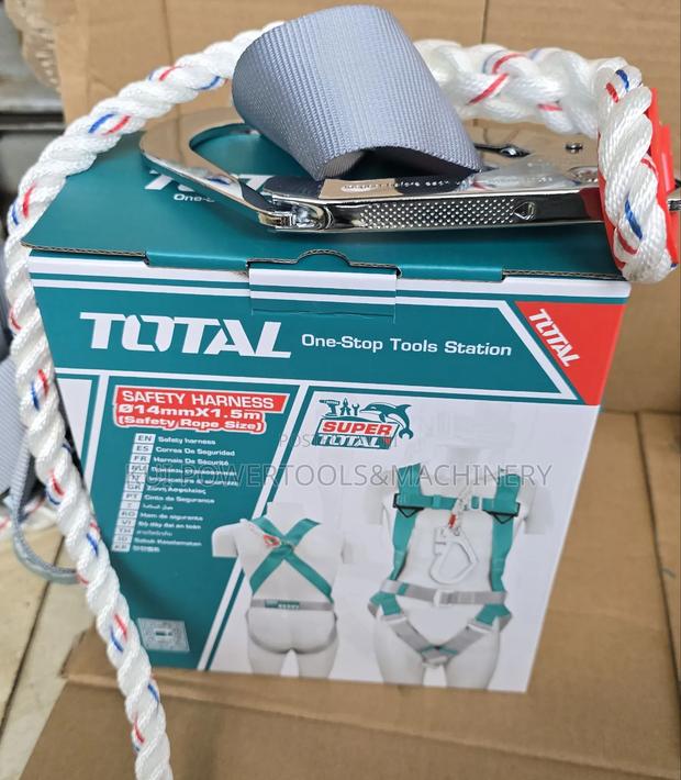 Total Safety Harness/ - main view