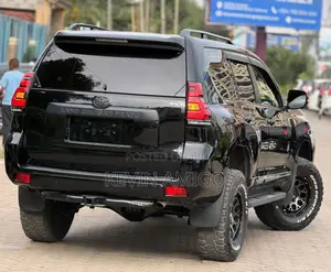 Toyota Land Cruiser Prado 2019 Black