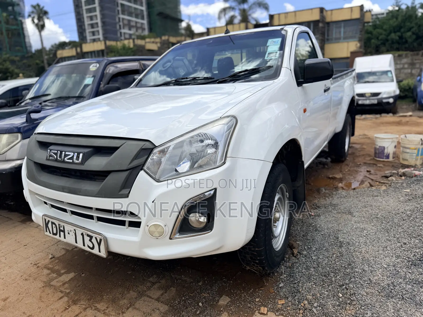 Isuzu D-MAX 2022 White