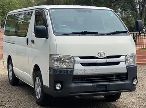 Toyota HiAce 2019 Red
