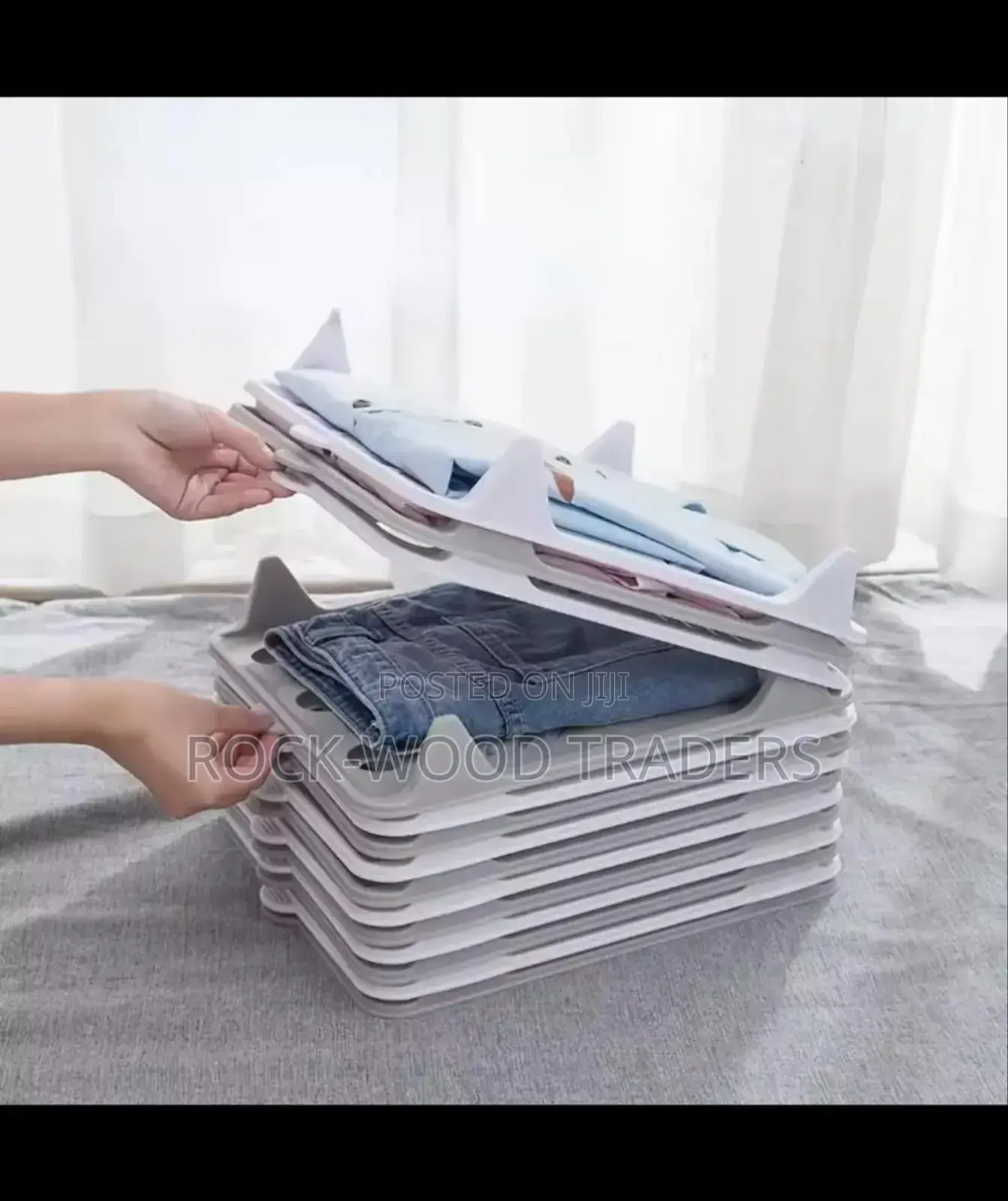 T Shirt Folder
