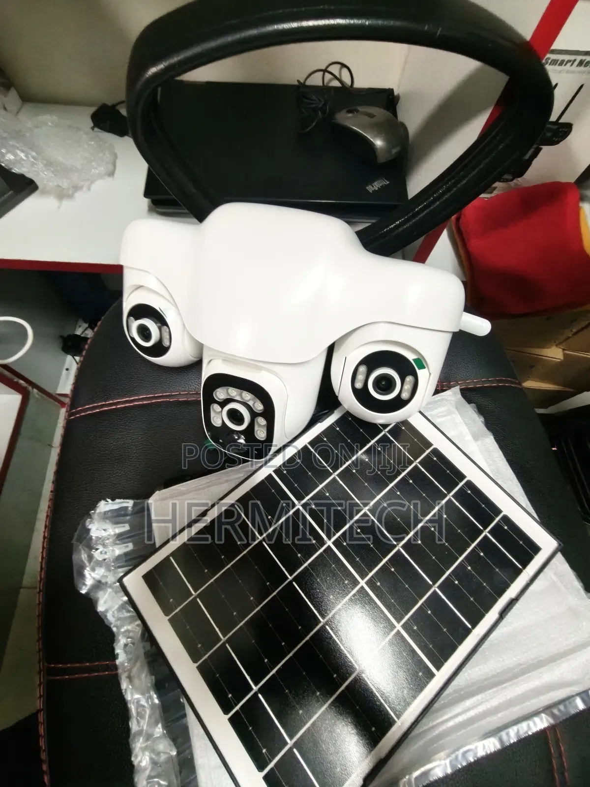 Reliable CCTV Camera Triple Lens Solar 4g High Endurance to Weather