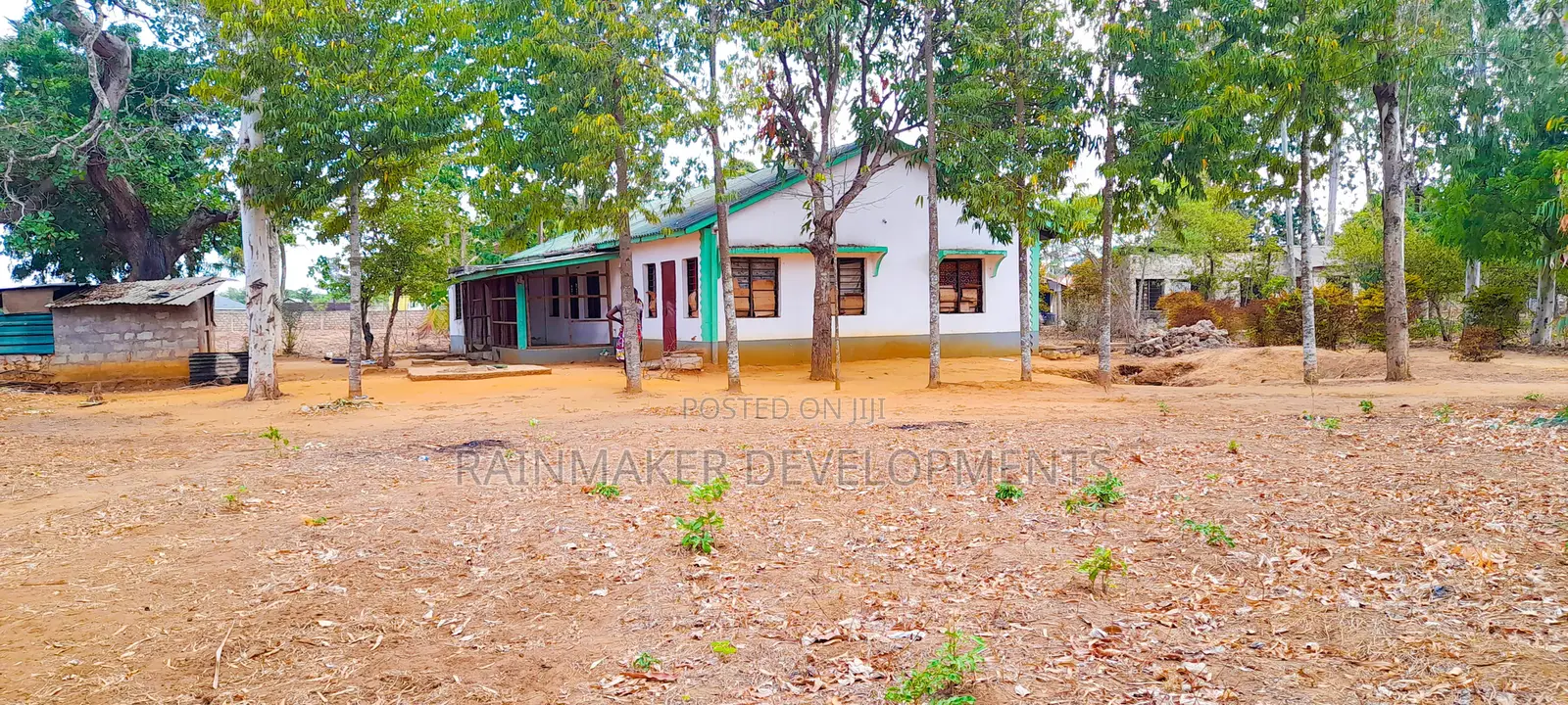 4.3 Acres Highway Frontage Plot For Sale – Mavueni