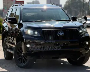 Toyota Land Cruiser Prado 2.7 2023 Black