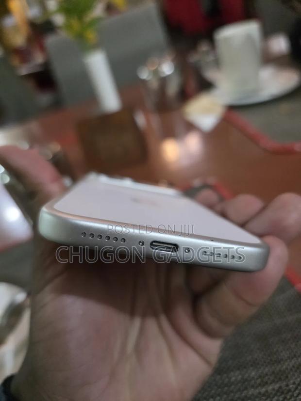 Apple iPhone 17 Pro Max 512 GB Silver - thumbnail 4