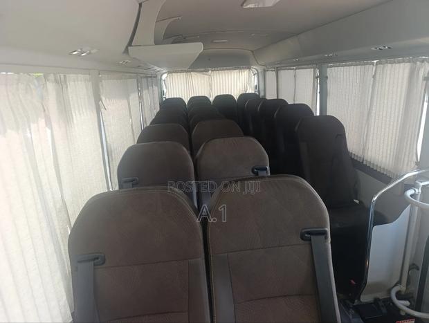 Toyota Coaster 2019 Gold - thumbnail 6