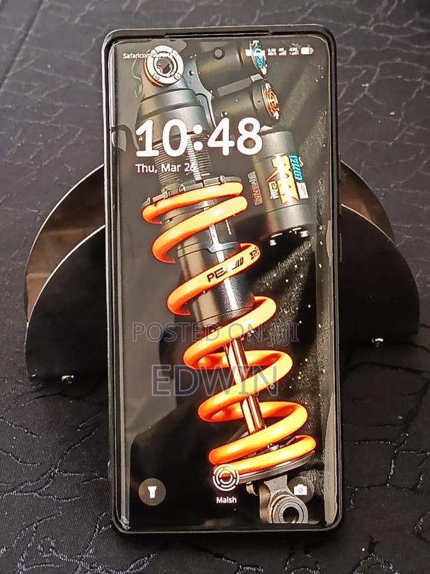 Tecno Camon 30S 128 GB Gray - thumbnail 2