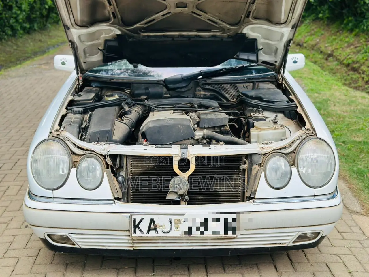 Mercedes-Benz E230 1997 White
